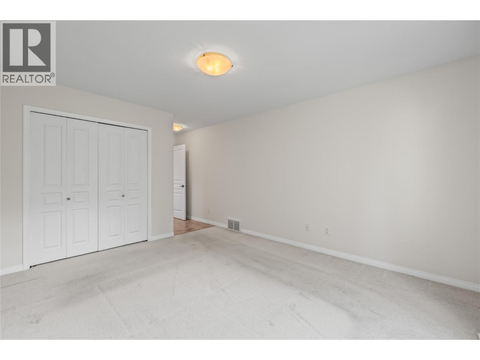 104 1188 Houghton Road, Kelowna