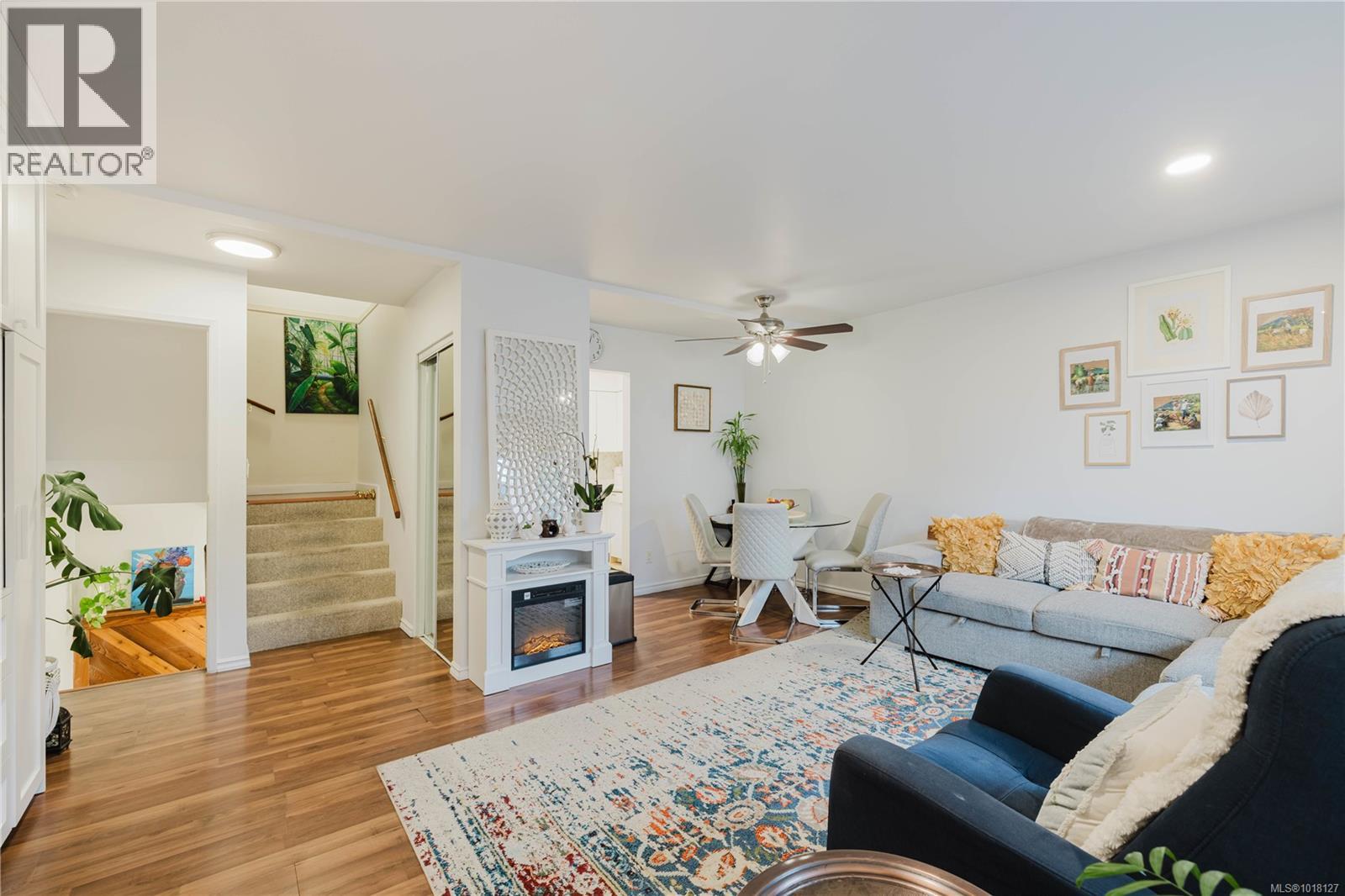 #3 740 WILSON ST - 4