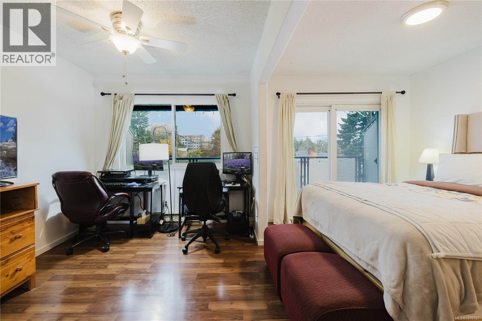 #3 740 WILSON ST - 13