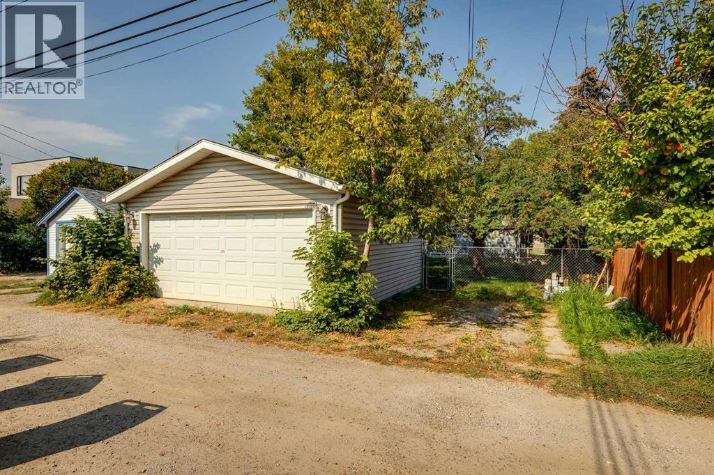 Single Family House Bungalow for Sale in   Avenue NW Capitol Hill Calgary 
