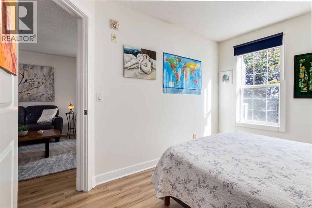 Single Family House for Sale in    Avenue SW Garrison Woods Calgary 