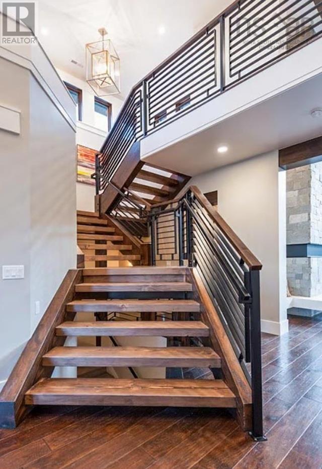 Property 7 of 11 of 15 Fortress Drive