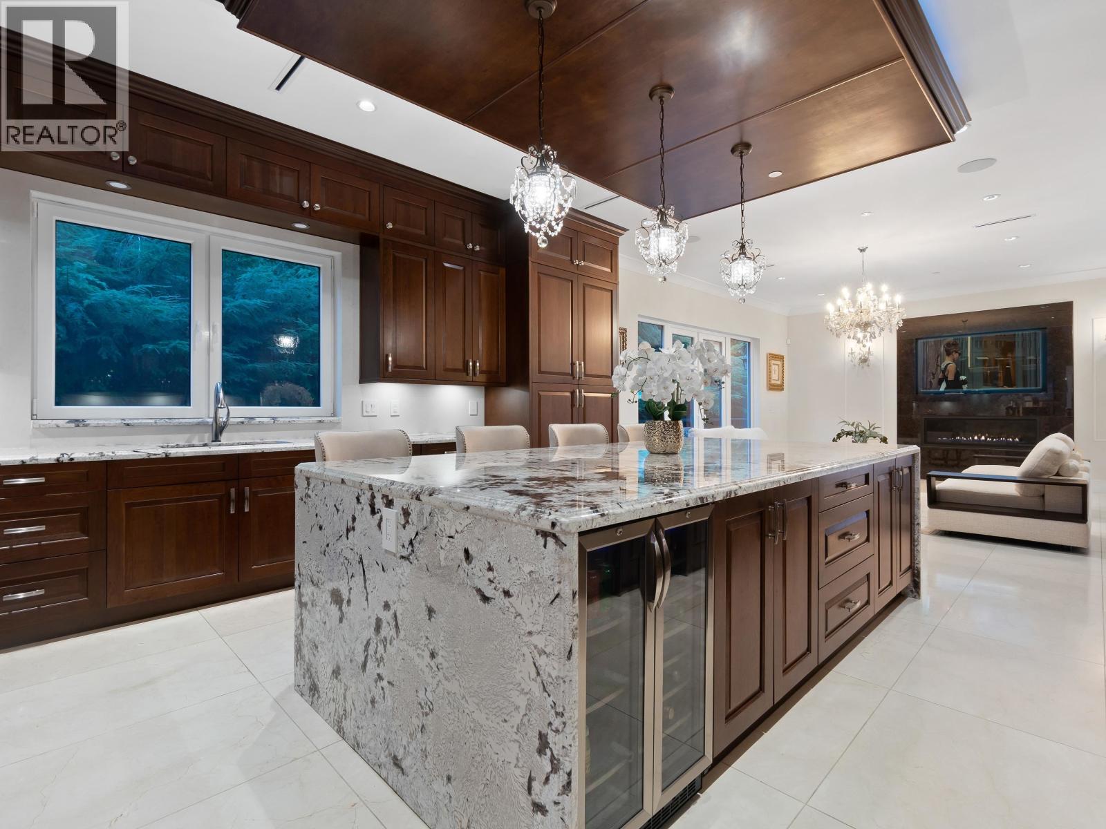 1760 29TH STREET, West Vancouver