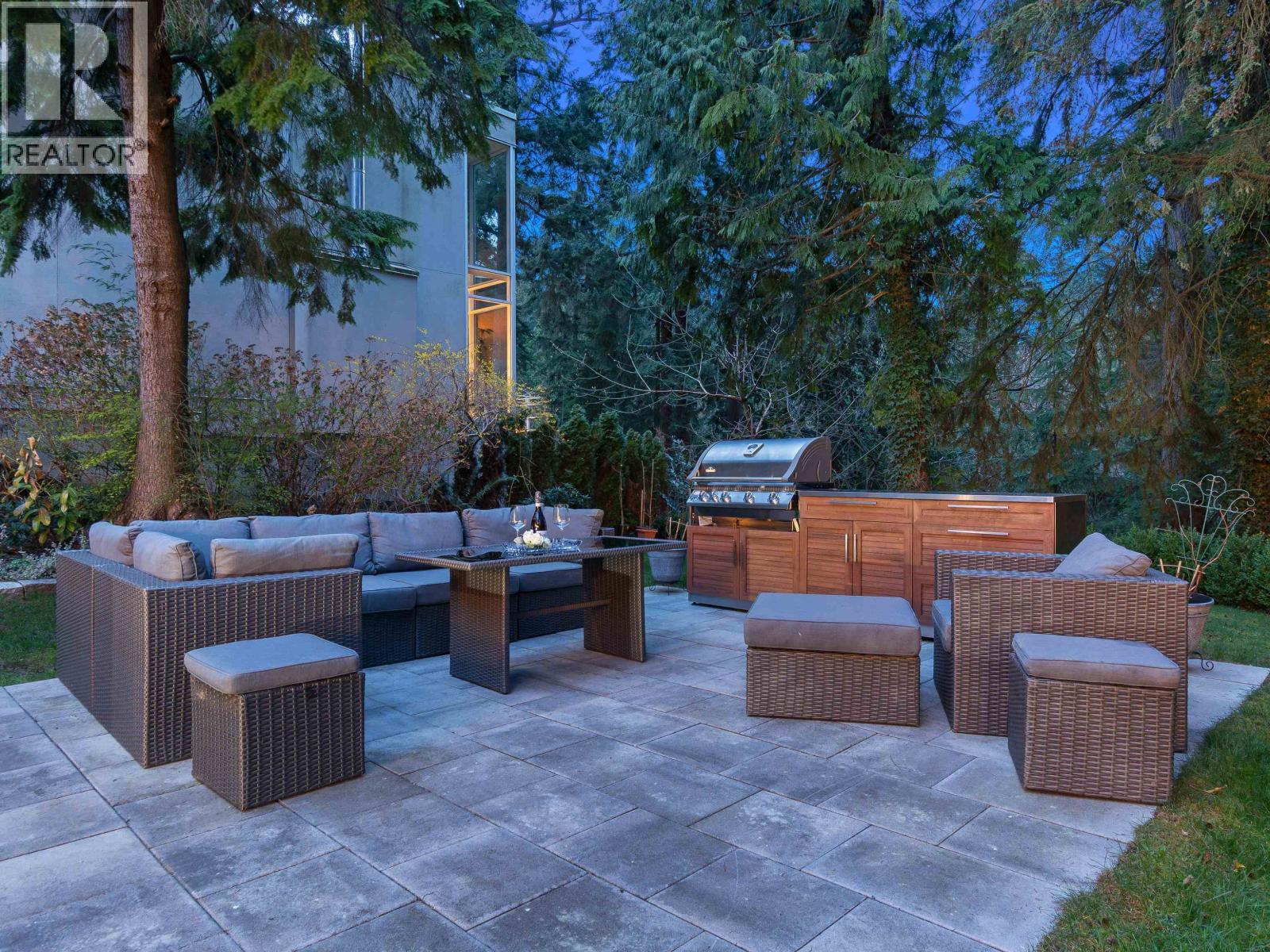 1760 29TH STREET, West Vancouver