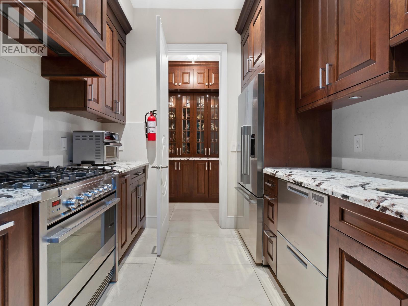 1760 29TH STREET, West Vancouver