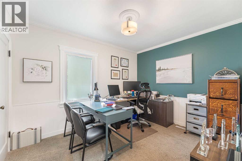 313 Ross Avenue, Cochrane