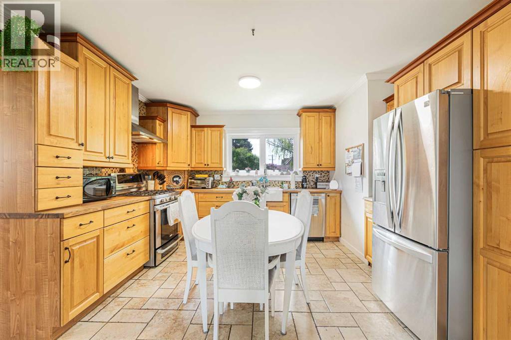 313 Ross Avenue, Cochrane