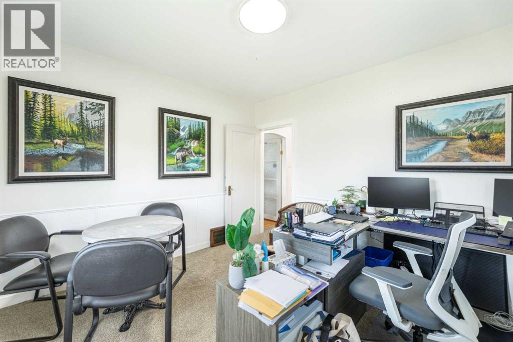 313 Ross Avenue, Cochrane