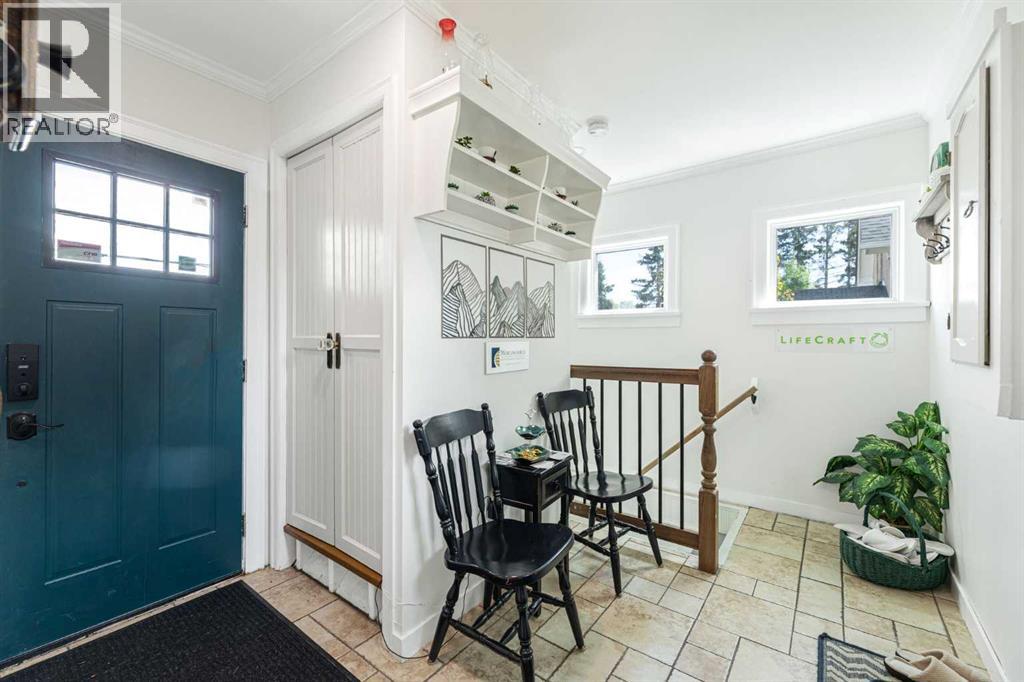 313 Ross Avenue, Cochrane