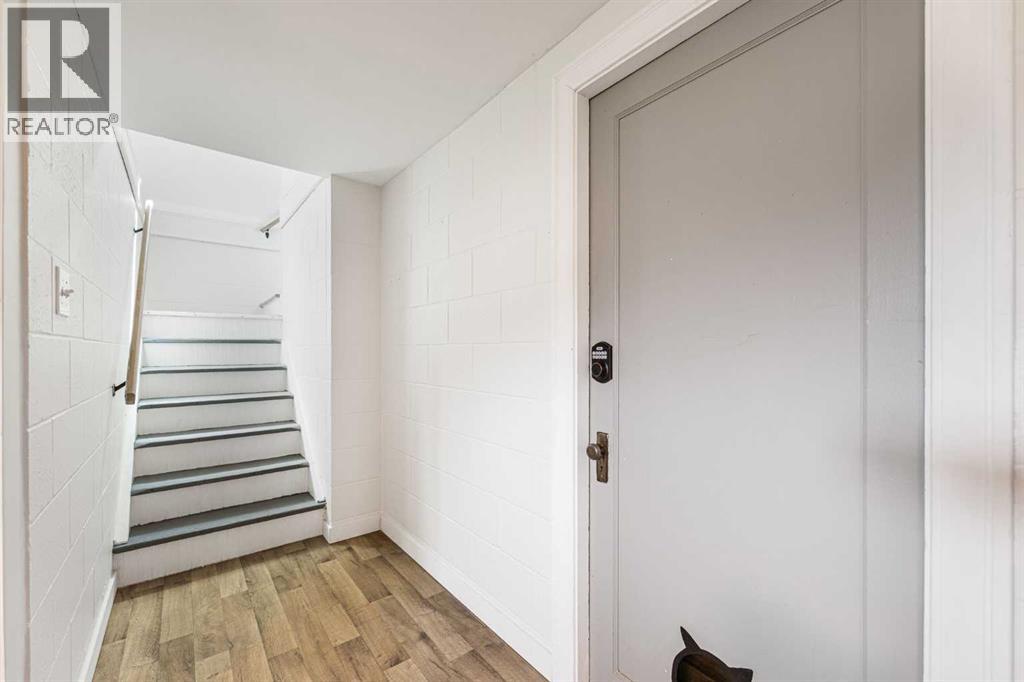 313 Ross Avenue, Cochrane