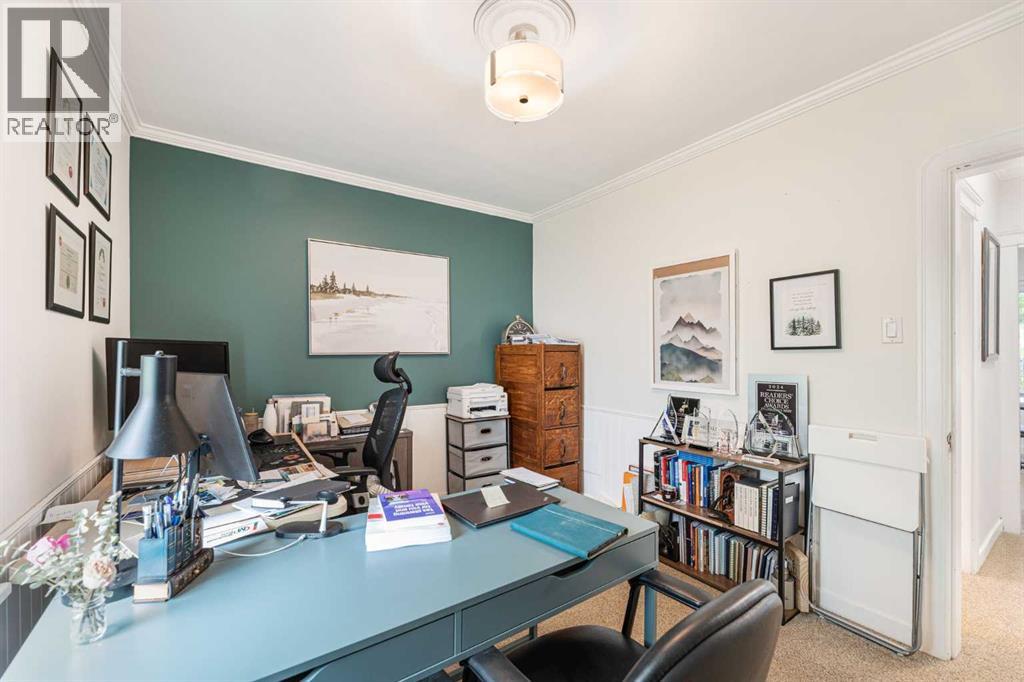 313 Ross Avenue, Cochrane