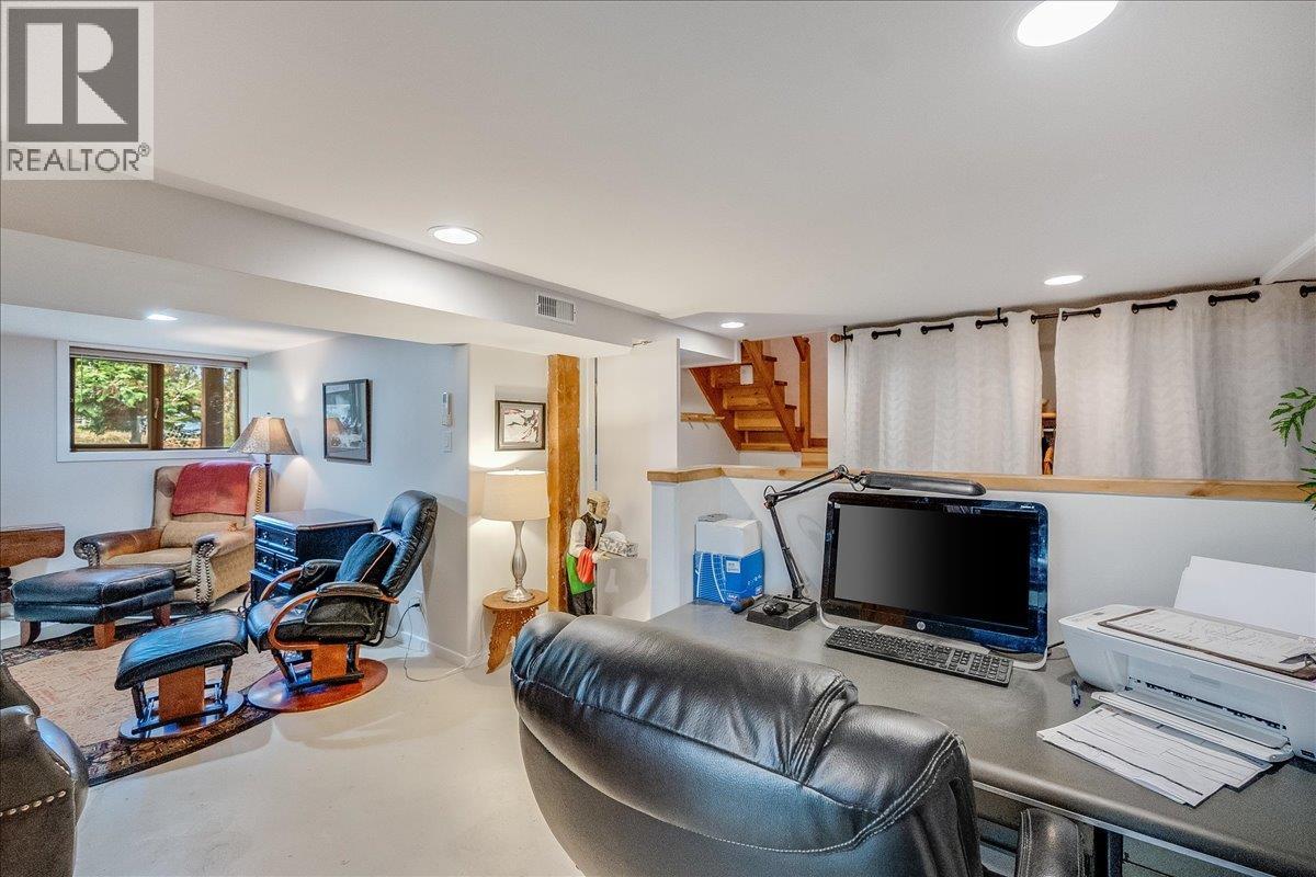 3330 Kenville Mine Road, Nelson