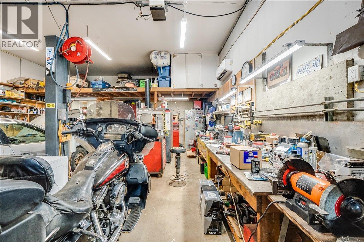 3330 Kenville Mine Road, Nelson