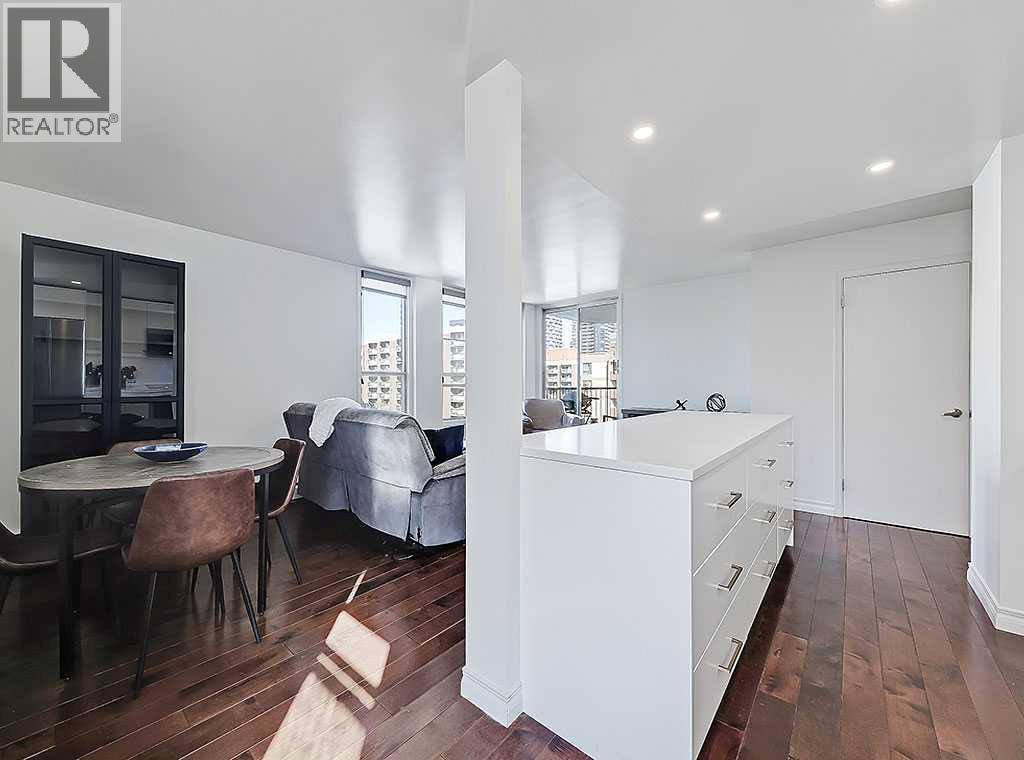 Single Family House for Sale in    Avenue SW Beltline Calgary 