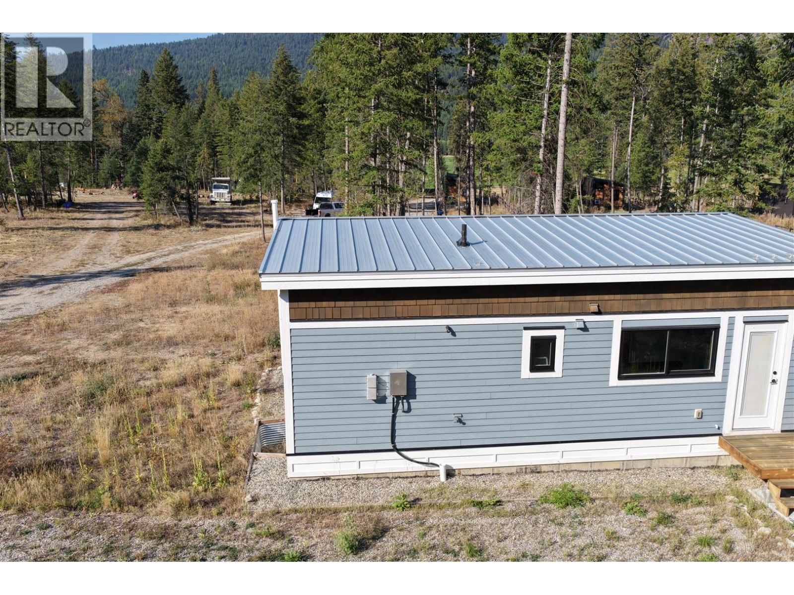 5533 33 Highway Unit# 1, Beaverdell