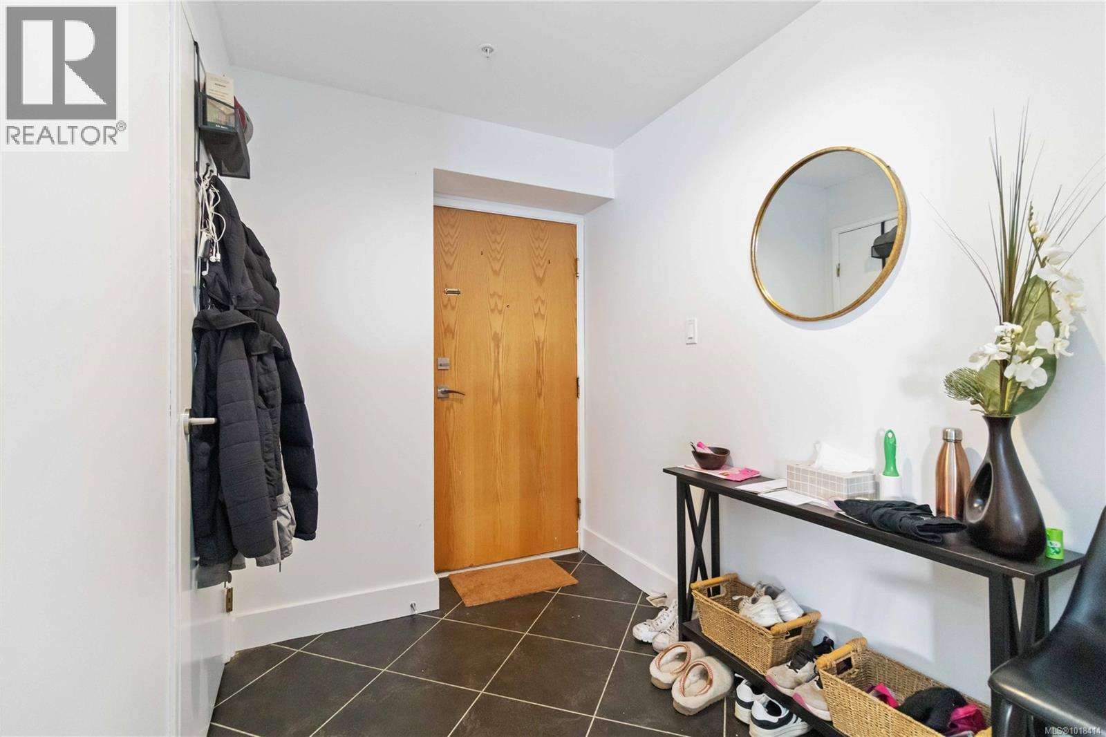 #1507 1020 VIEW ST - 18