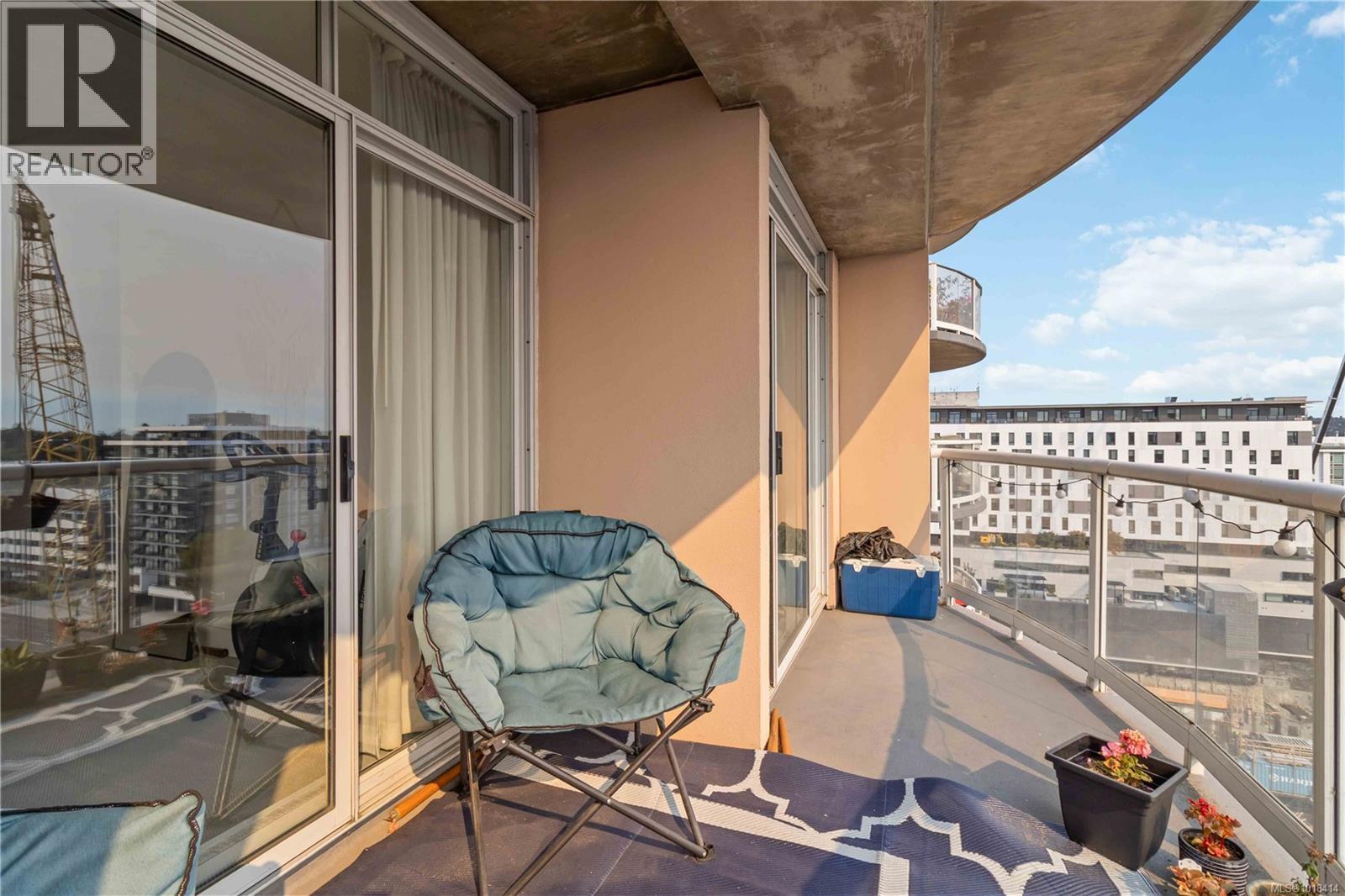 #1507 1020 VIEW ST - 19