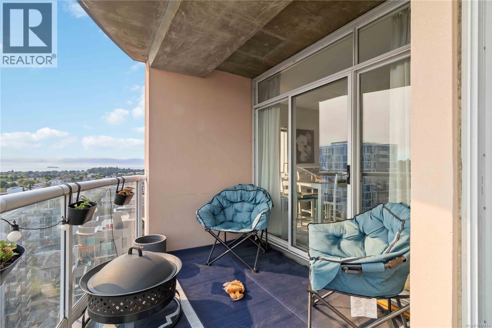 #1507 1020 VIEW ST - 21