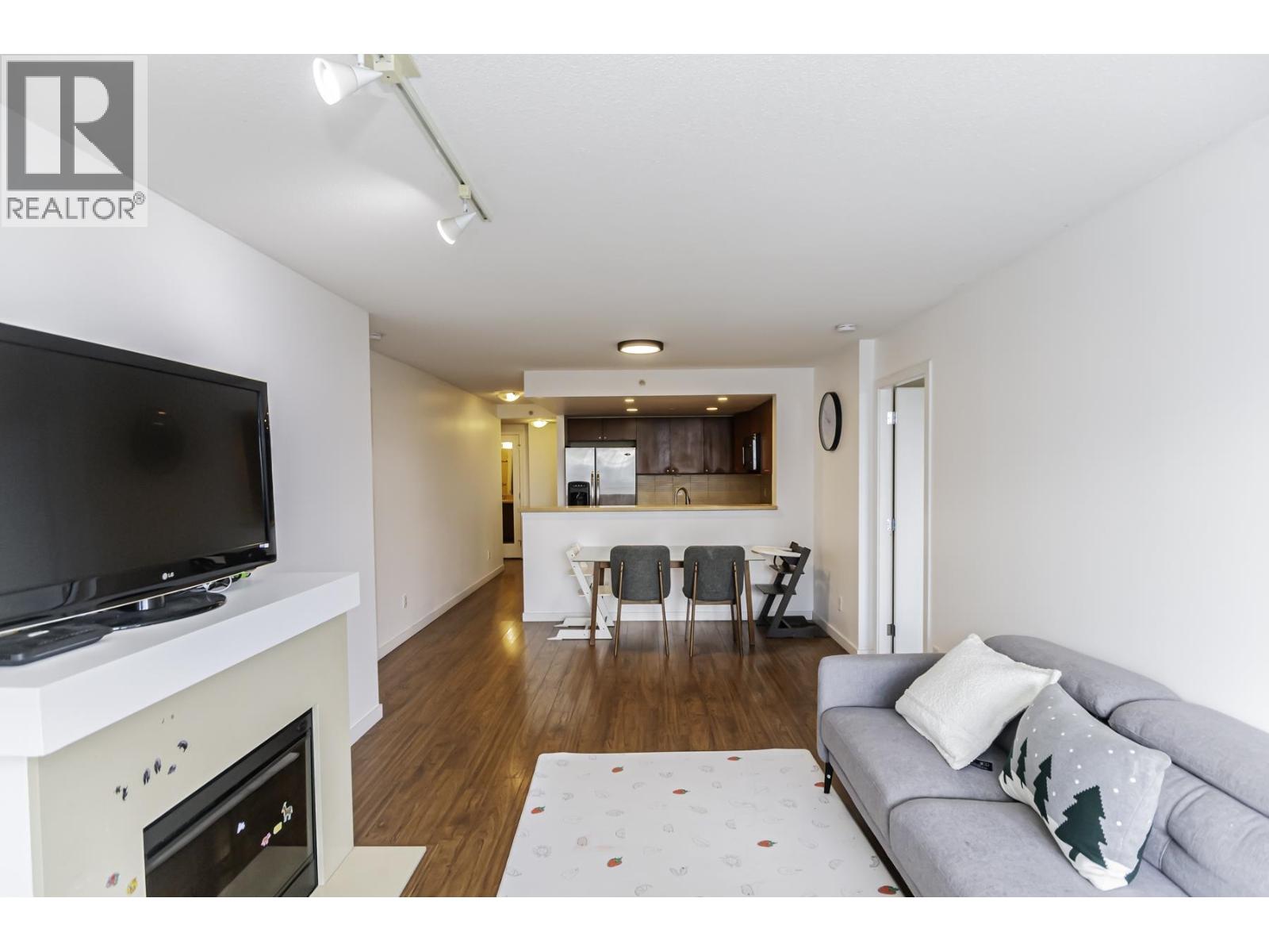 #1001-8160 LANSDOWNE Road, Richmond