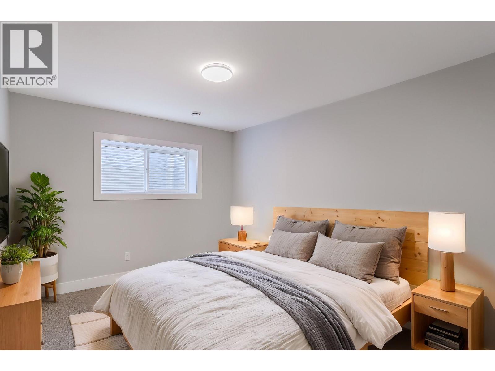 208 CORRAL Boulevard, Cranbrook