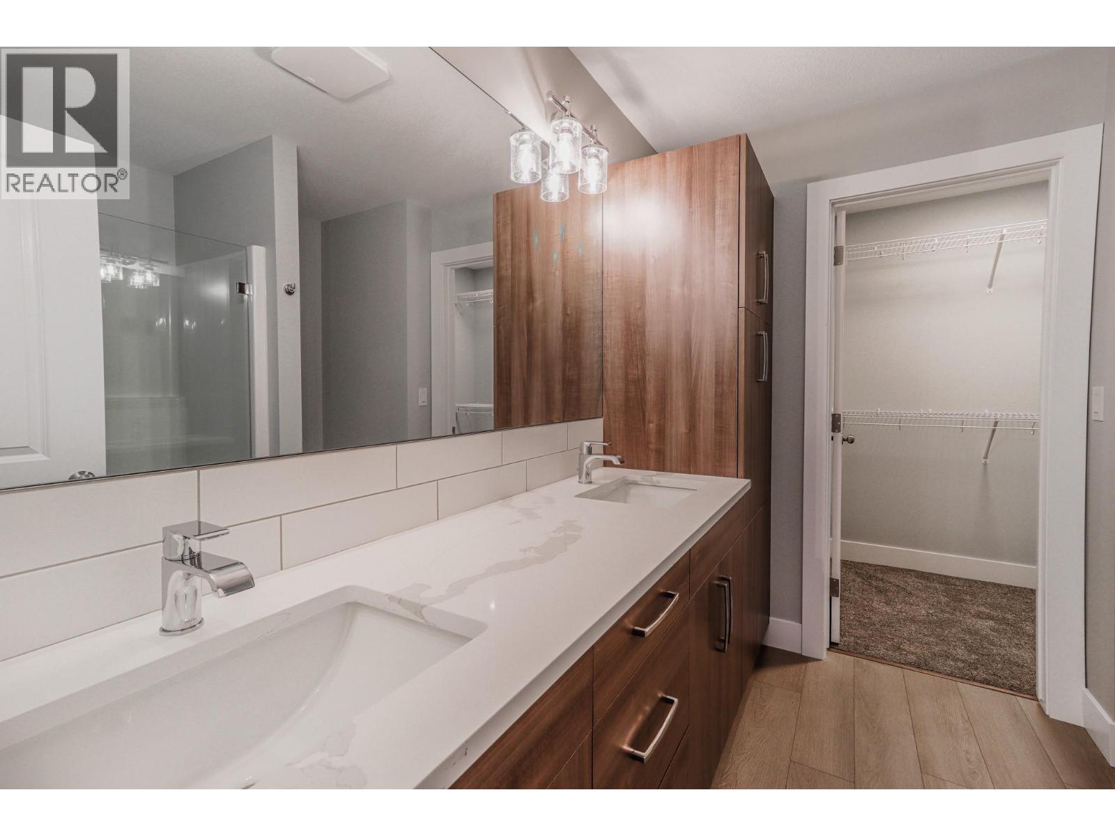 208 CORRAL Boulevard - 13
