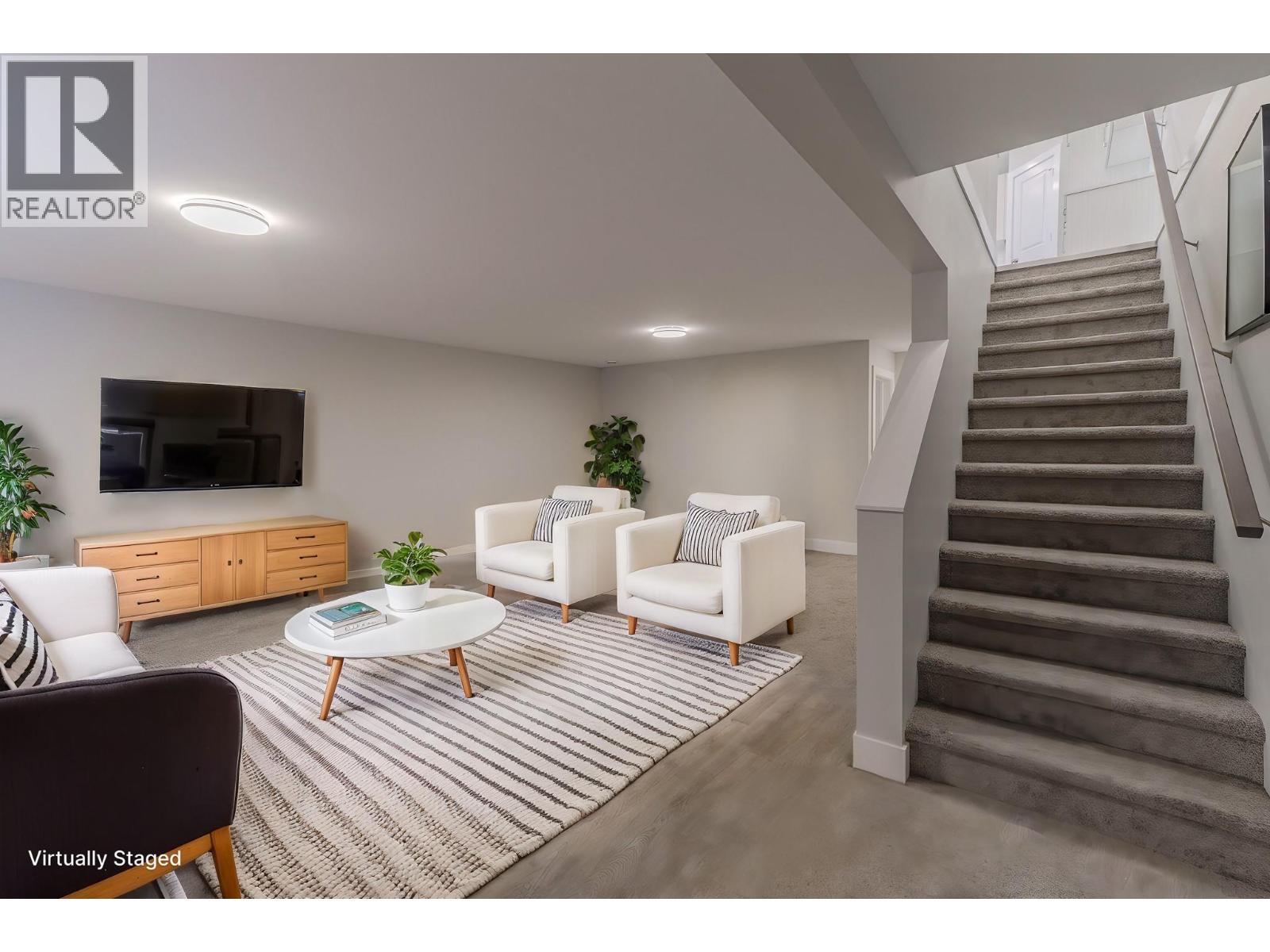 208 CORRAL Boulevard - 18