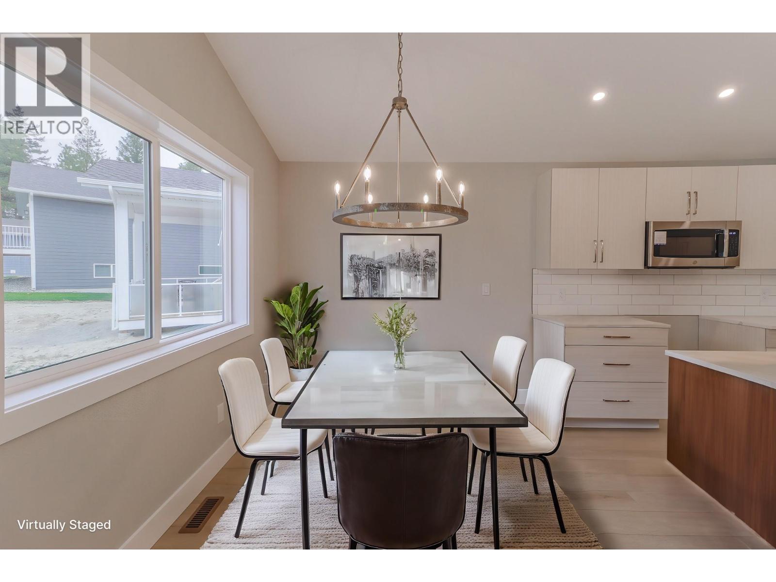 208 CORRAL Boulevard - 11
