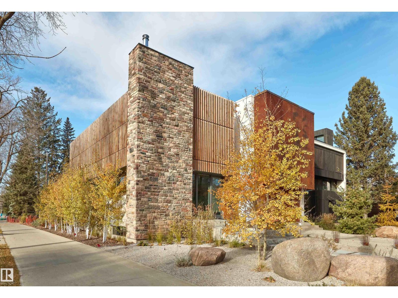 10204 130 ST NW, Edmonton