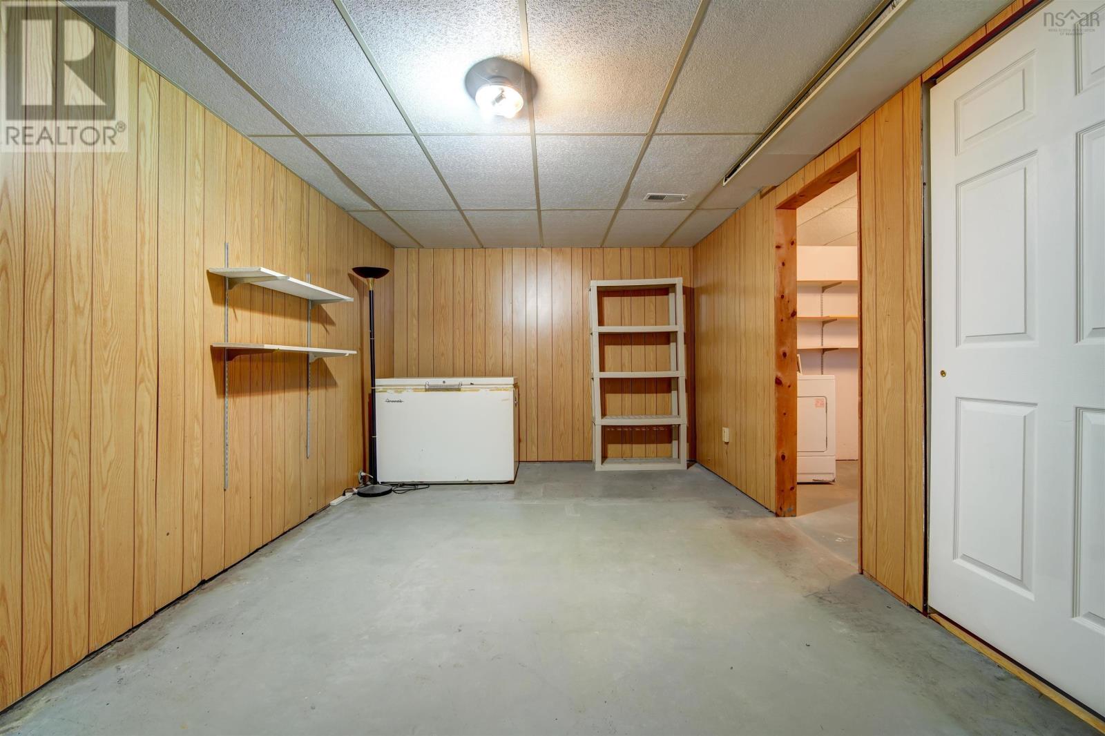 Property 42 of 49 of 112 Forestside Crescent