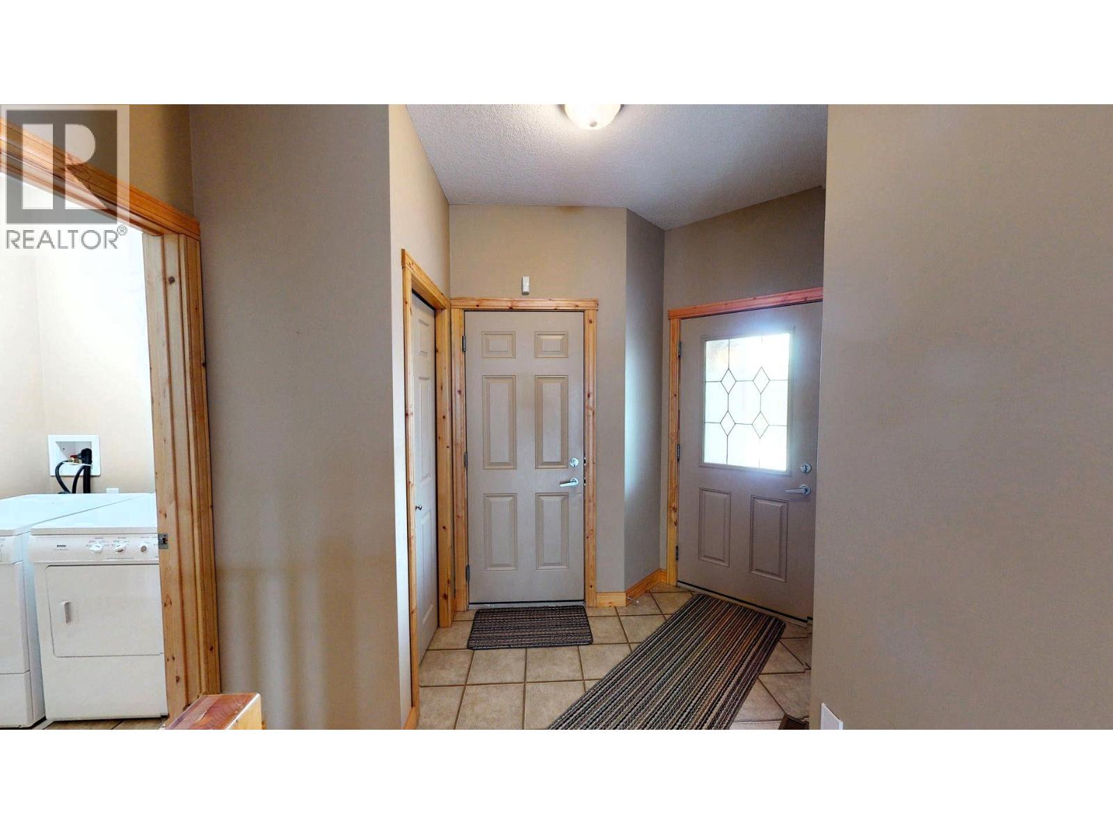 4886 RIDGE ROAD - 42