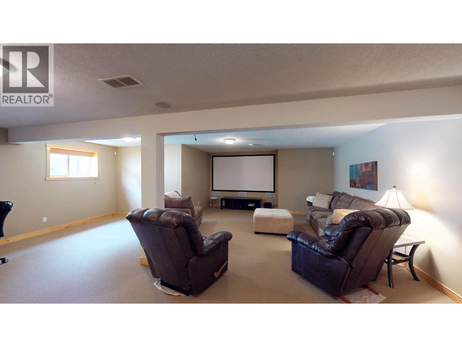 4886 RIDGE ROAD - 46