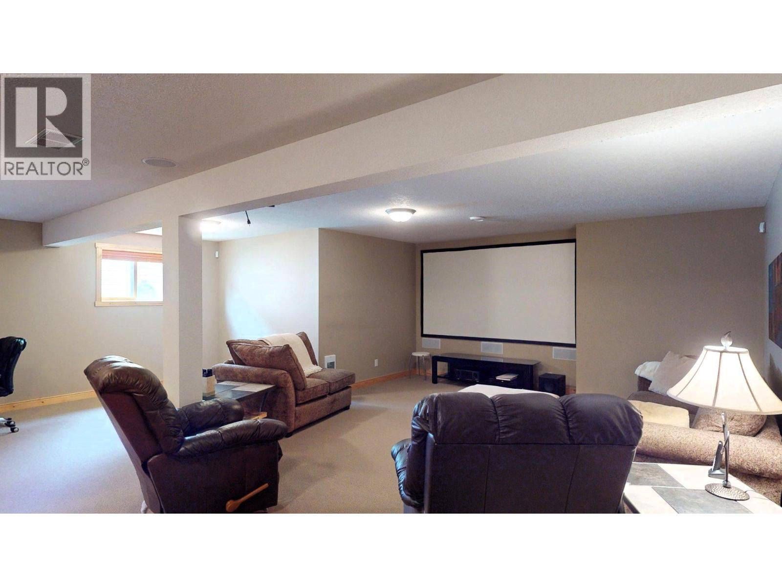 4886 RIDGE ROAD - 47