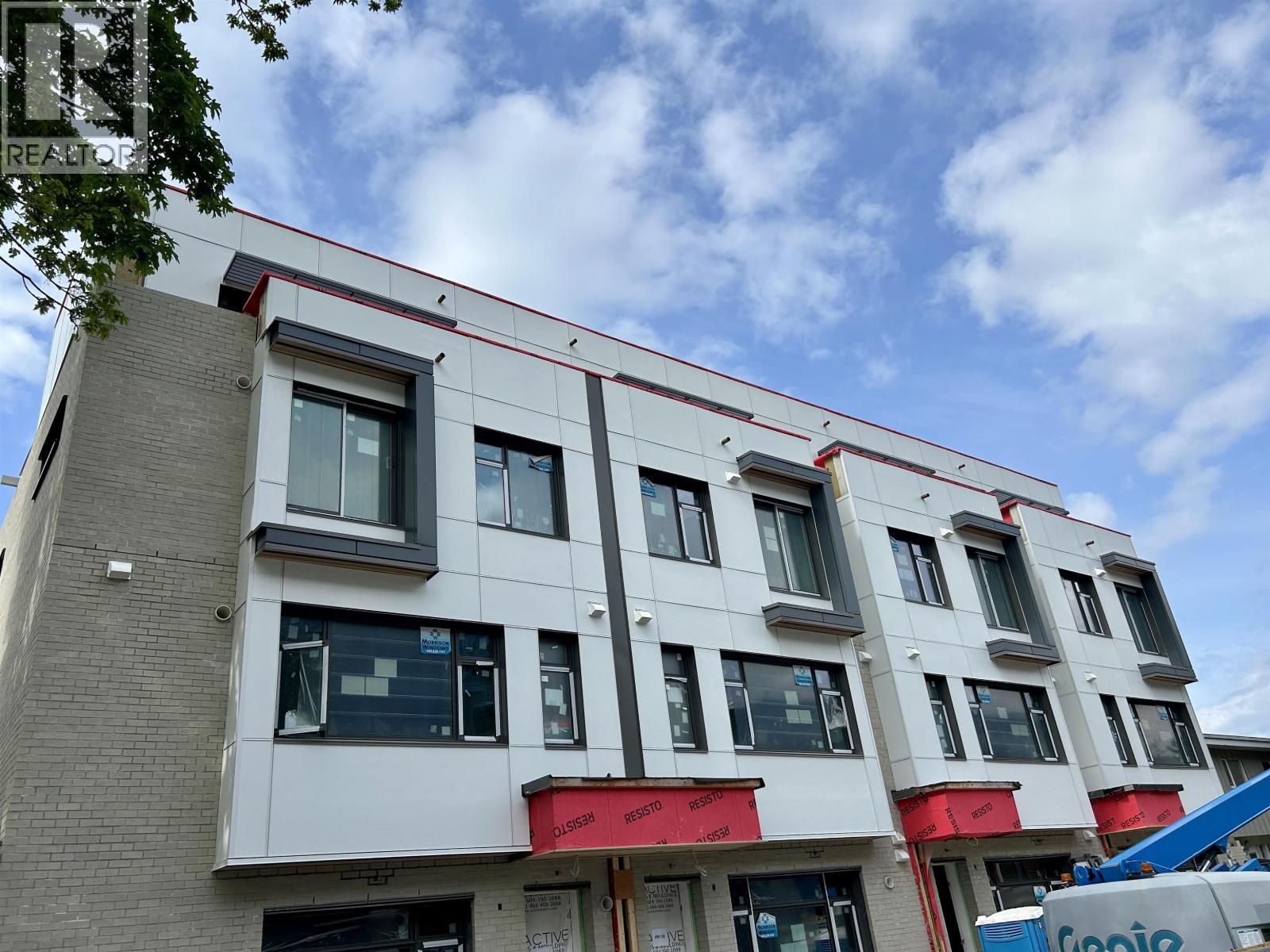 103A 103B-433 E 3RD STREET, North Vancouver