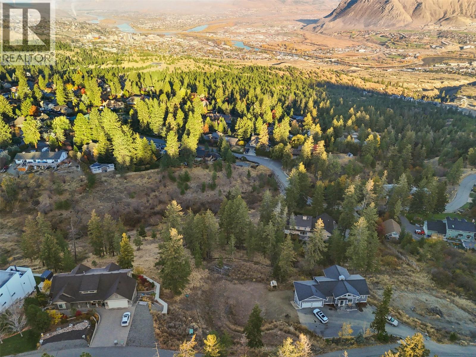 2069 HIGH SCHYLEA Drive, Kamloops