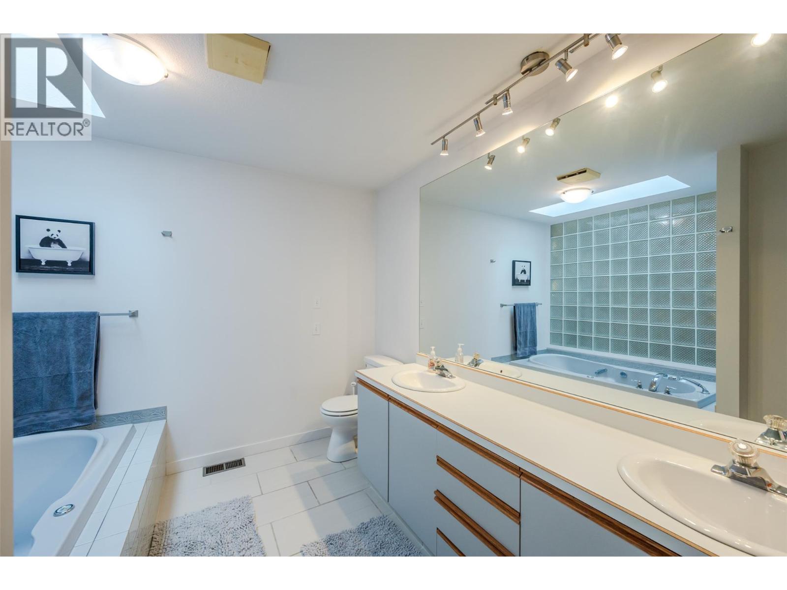 138 EVERGREEN Crescent, Penticton