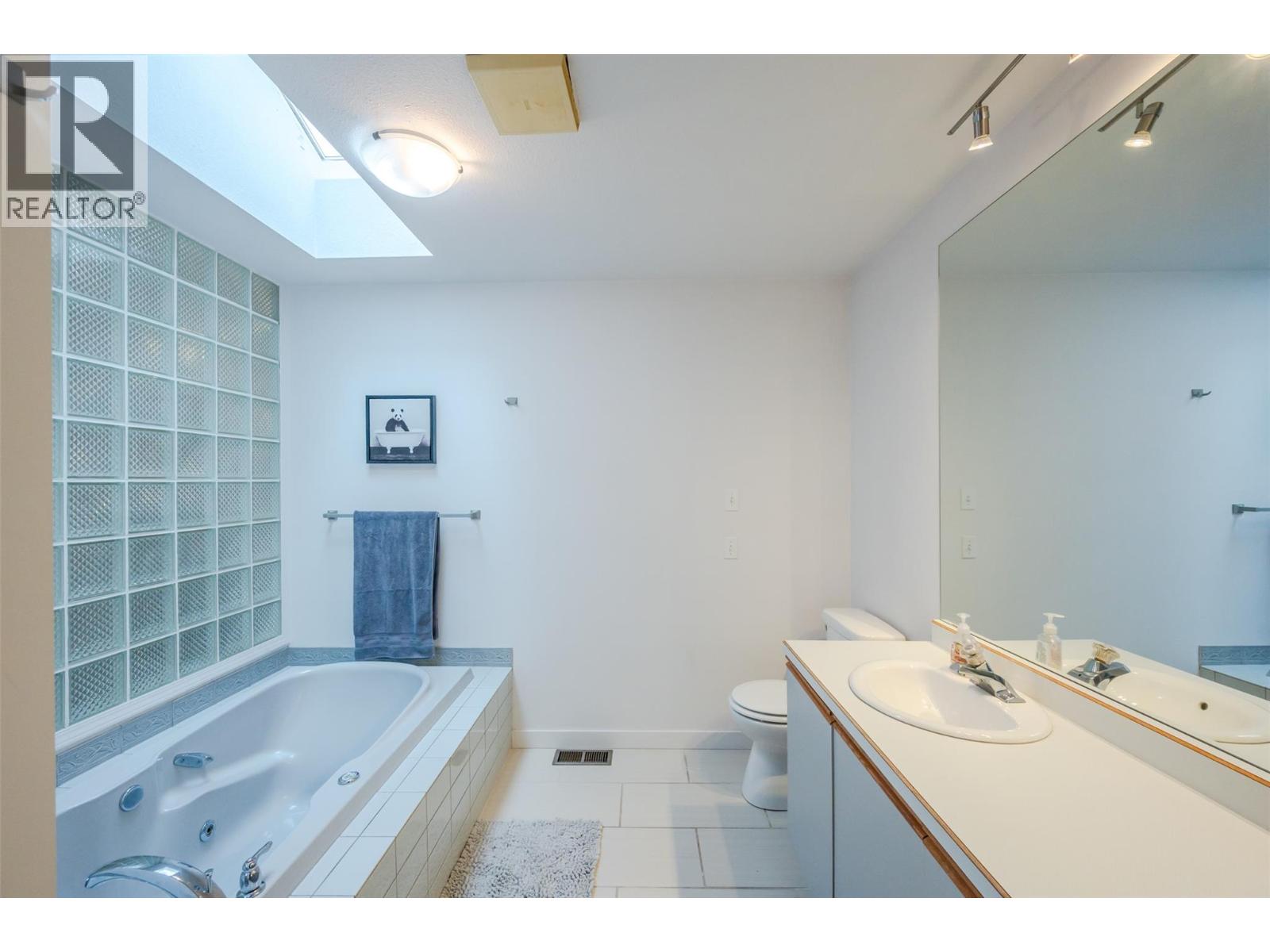 138 EVERGREEN Crescent - 57