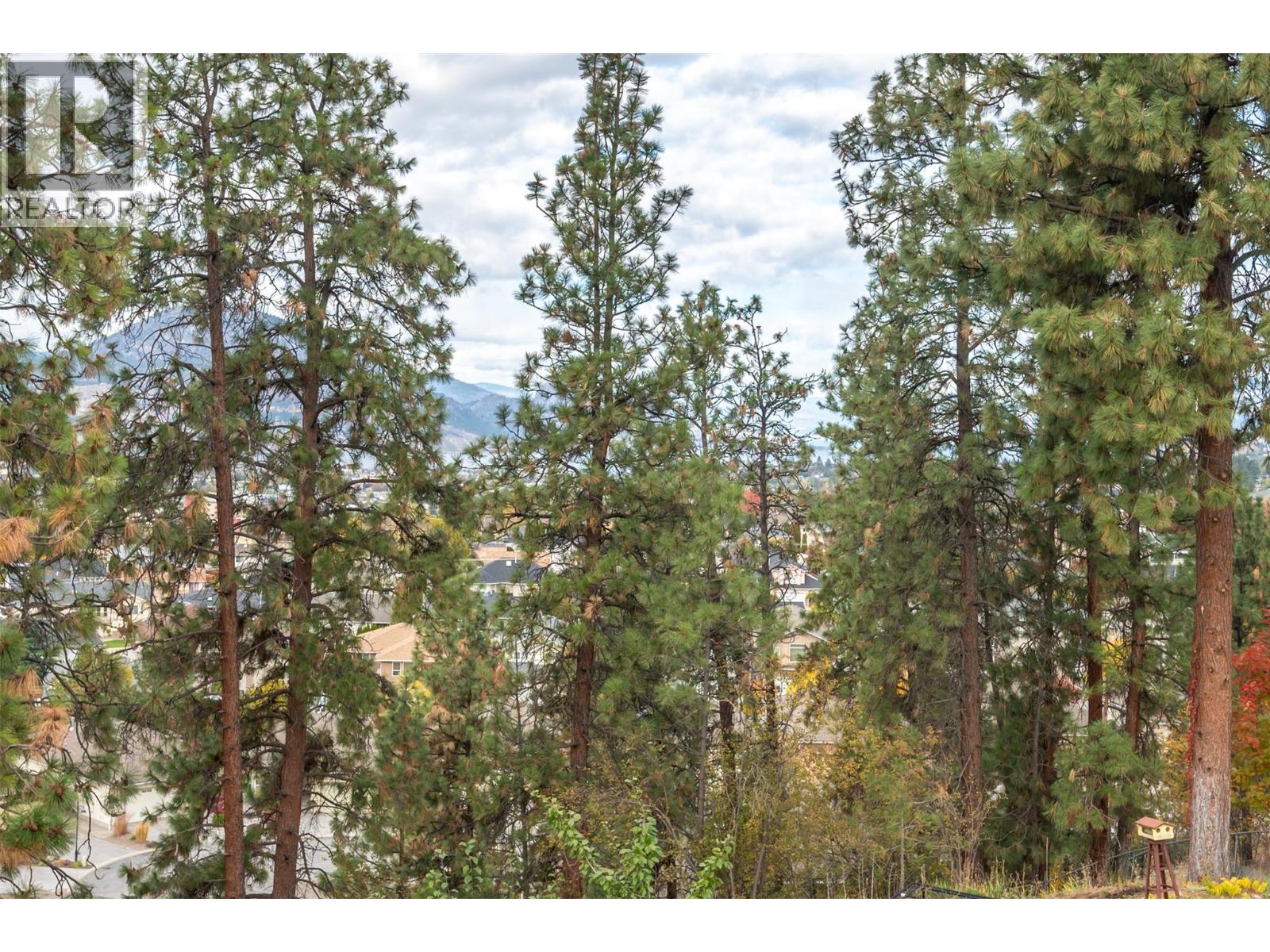 138 EVERGREEN Crescent, Penticton