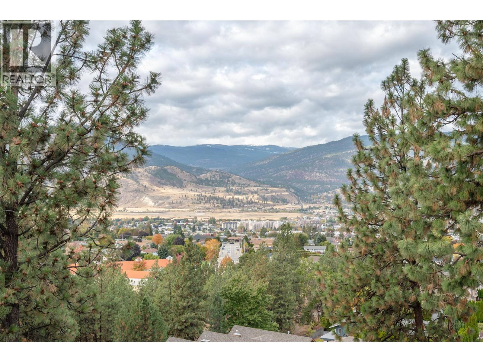 138 EVERGREEN Crescent, Penticton