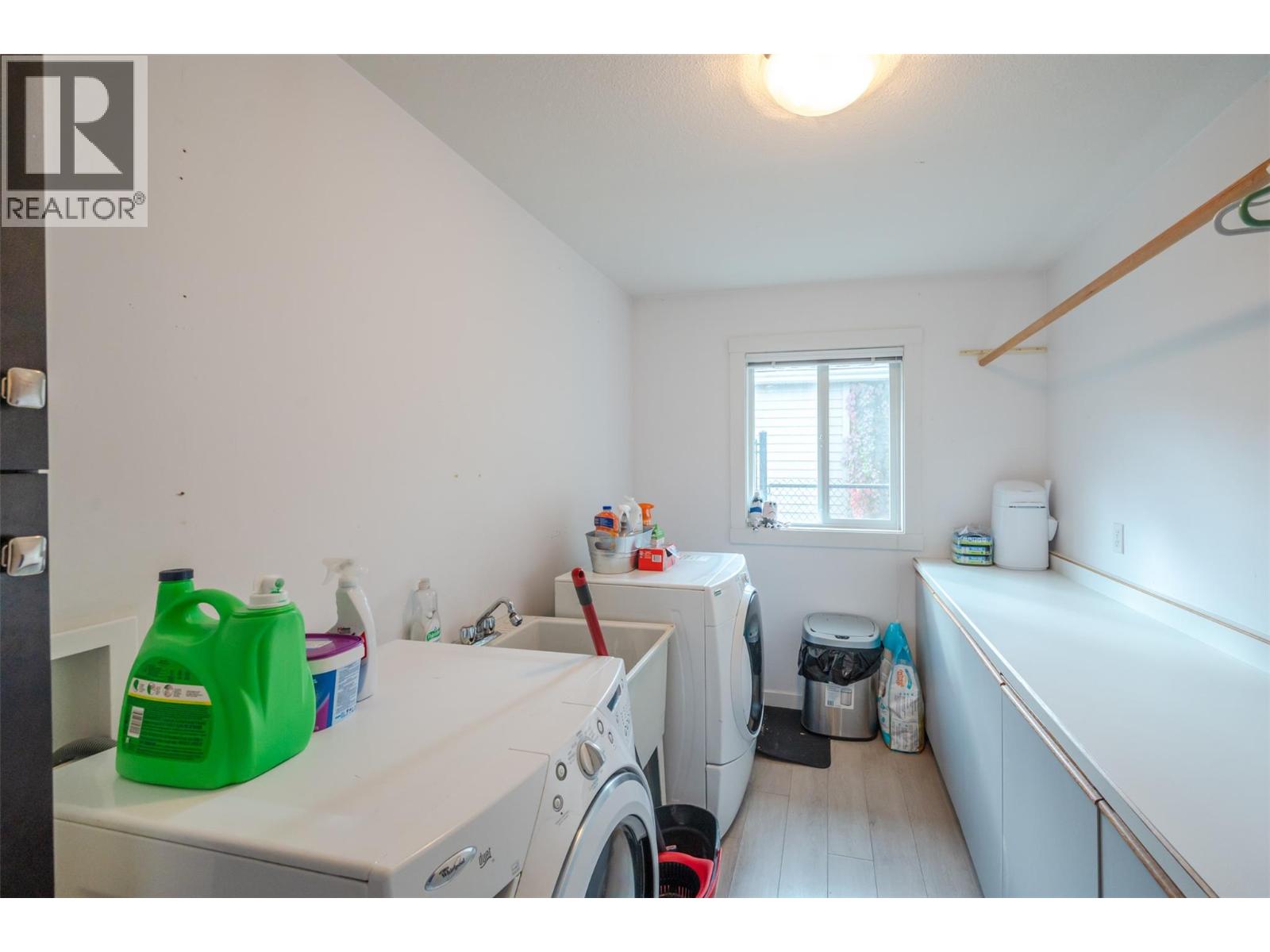 138 EVERGREEN Crescent - 42