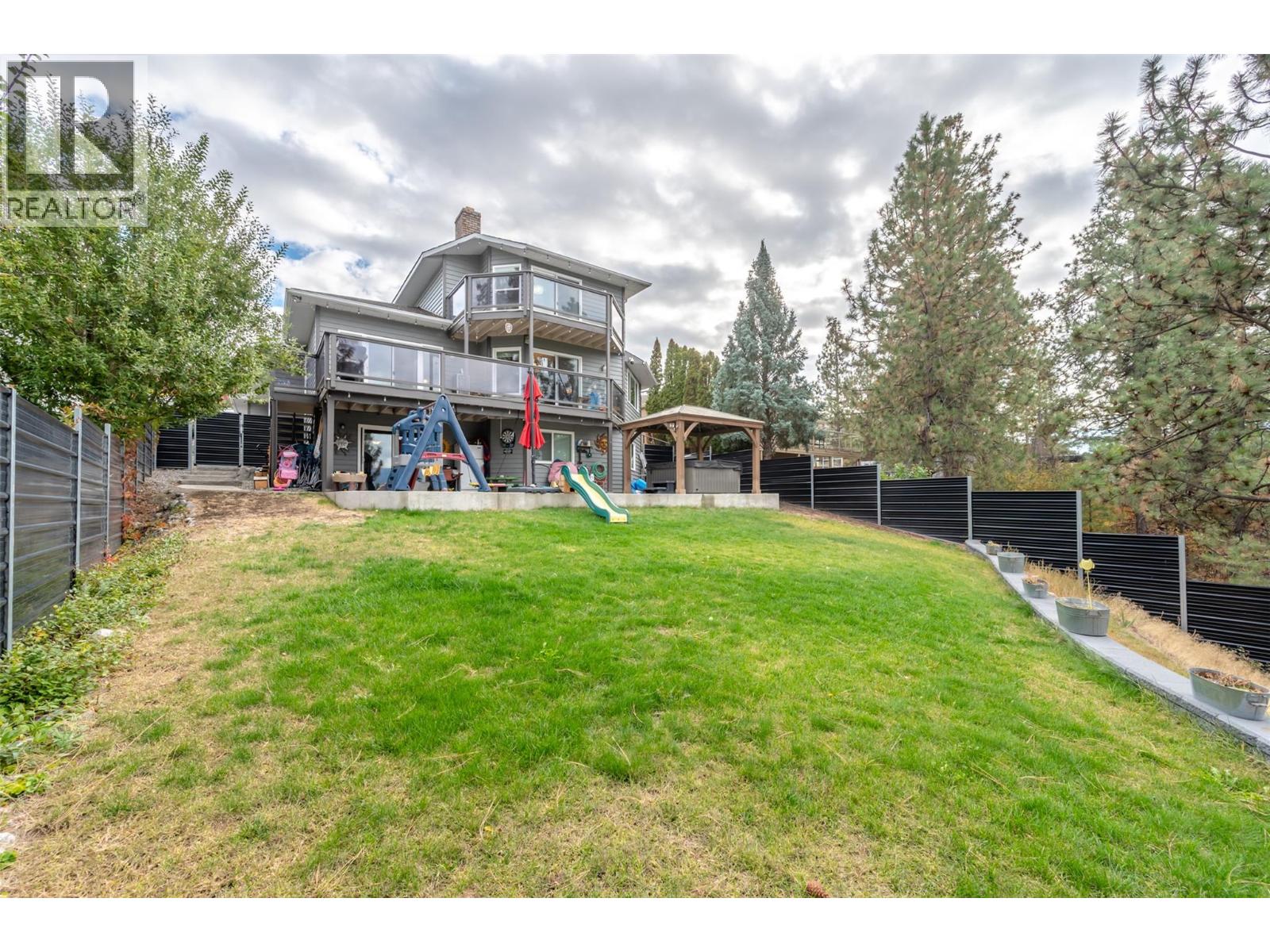 138 EVERGREEN Crescent, Penticton