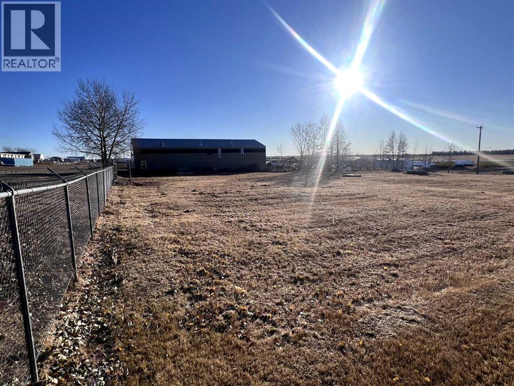 5025 45 Avenue - Photo 4 of 9, Rimbey, Alberta