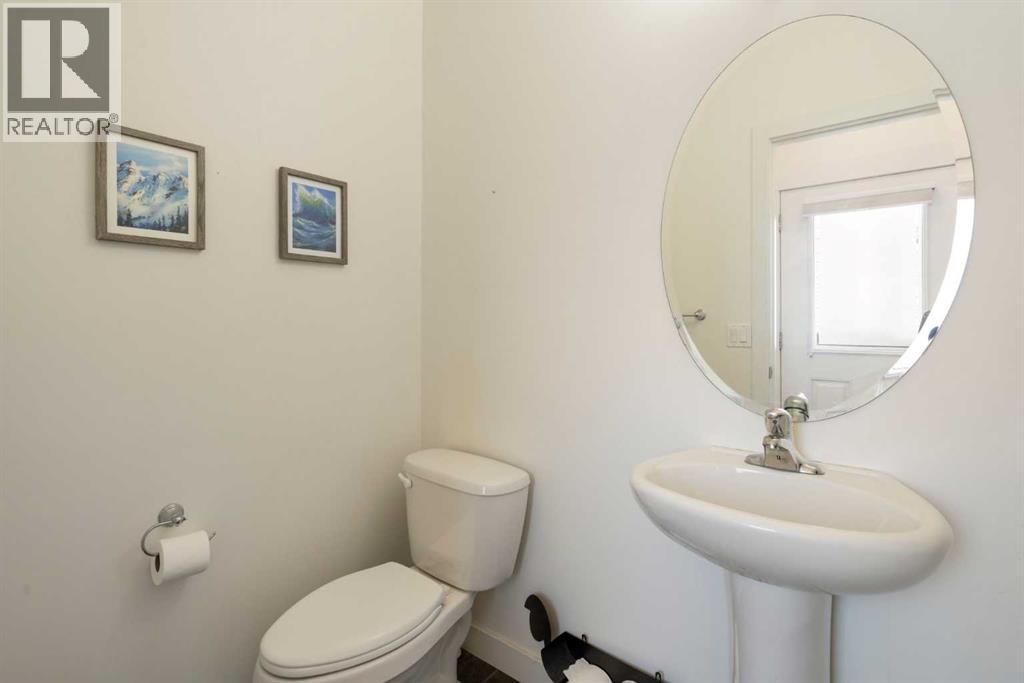 Single Family House for Sale in    Avenue NW Montgomery Calgary 