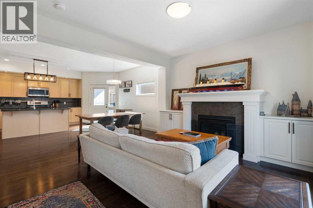 Single Family House for Sale in    Avenue NW Montgomery Calgary 