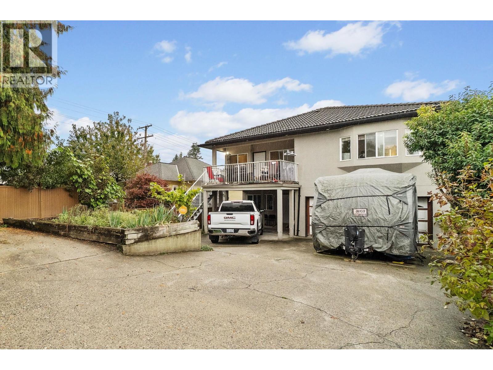 1405 EDINBURGH STREET, New Westminster
