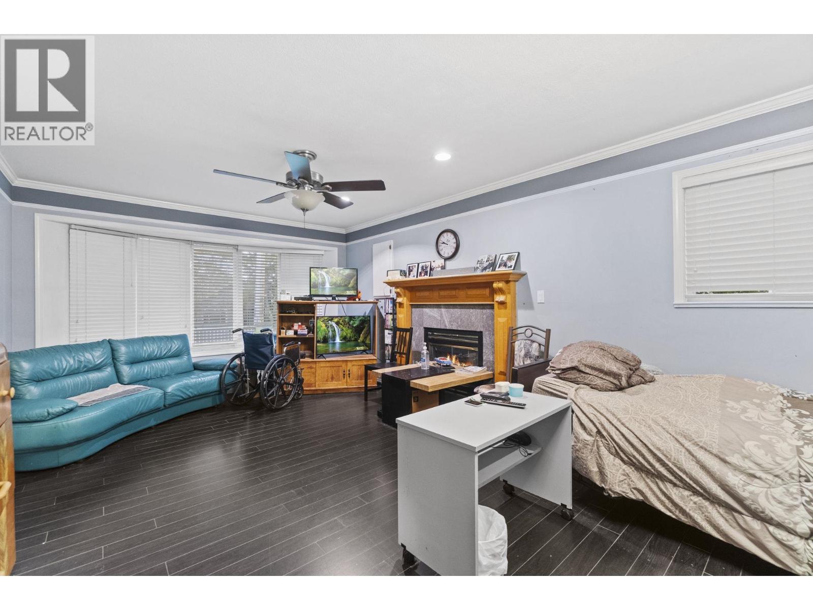 1405 EDINBURGH STREET, New Westminster