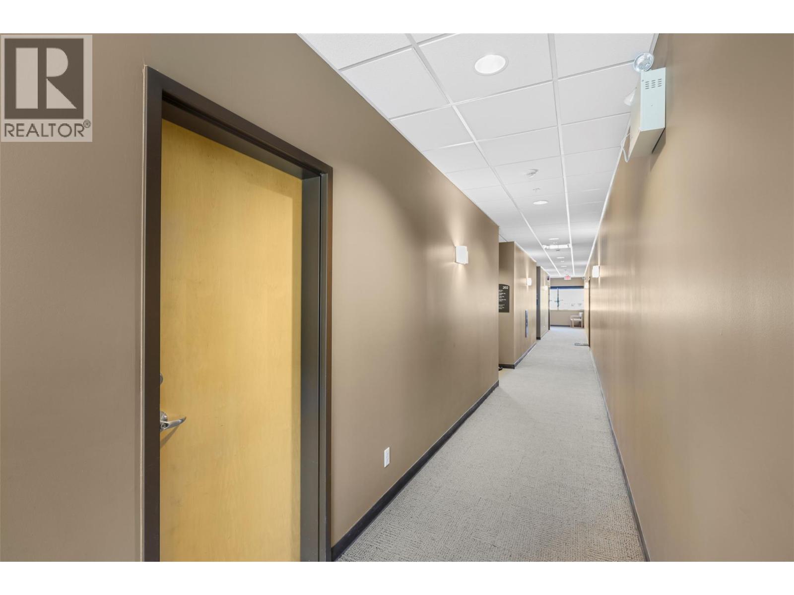 203 474 COLUMBIA Street, Kamloops