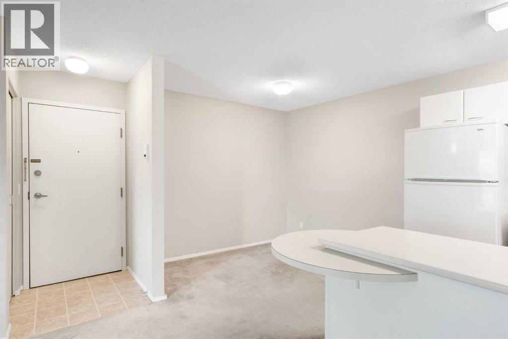 Single Family House for Sale in   Edenwold Heights NW Edgemont Calgary 