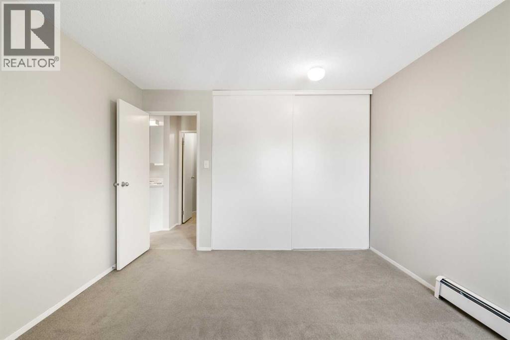 Single Family House for Sale in   Edenwold Heights NW Edgemont Calgary 