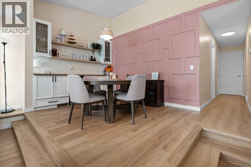 Single Family House Bi-level for Sale in  Woodbine Boulevard SW Woodbine Calgary 