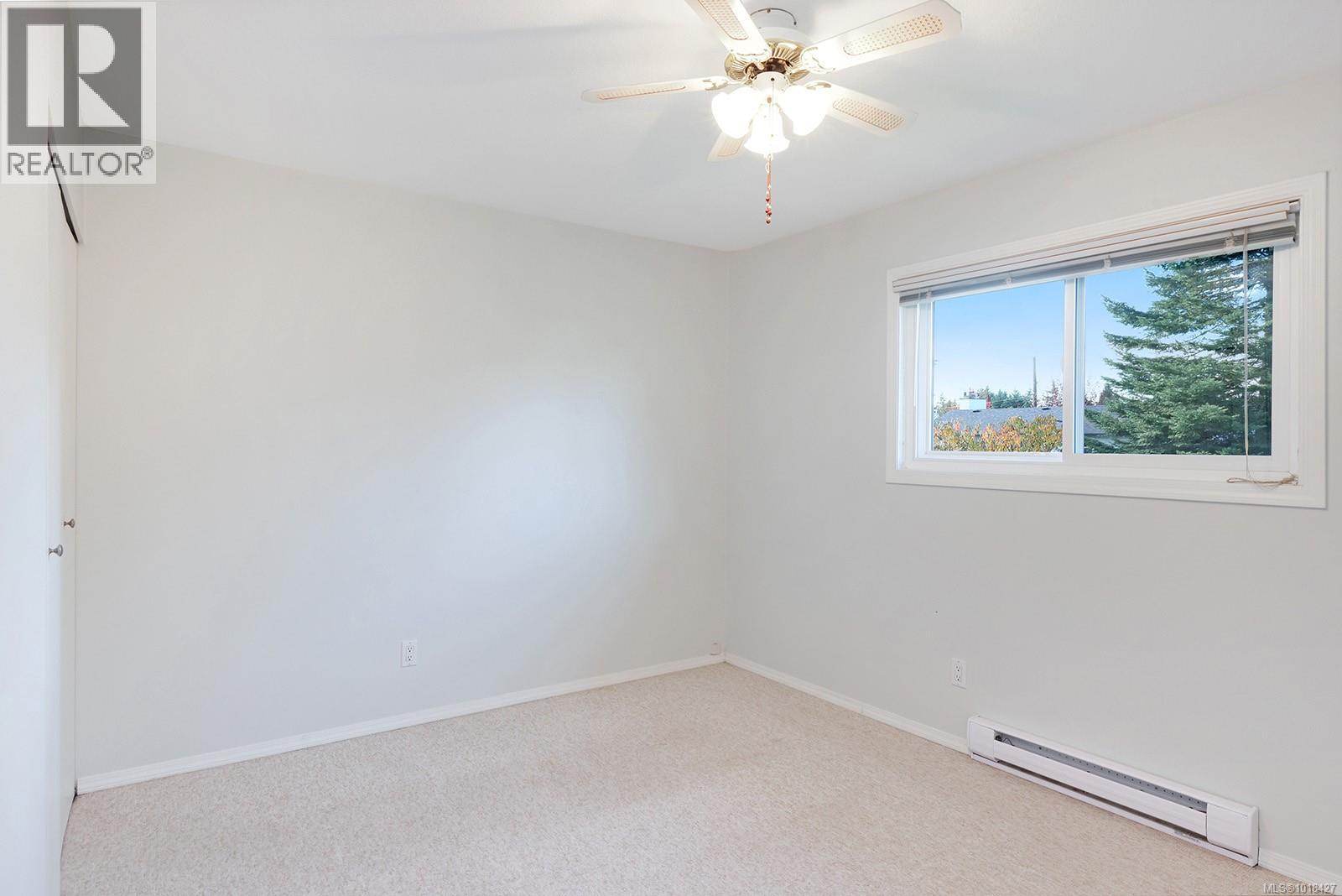 667 Torrence Rd, Comox